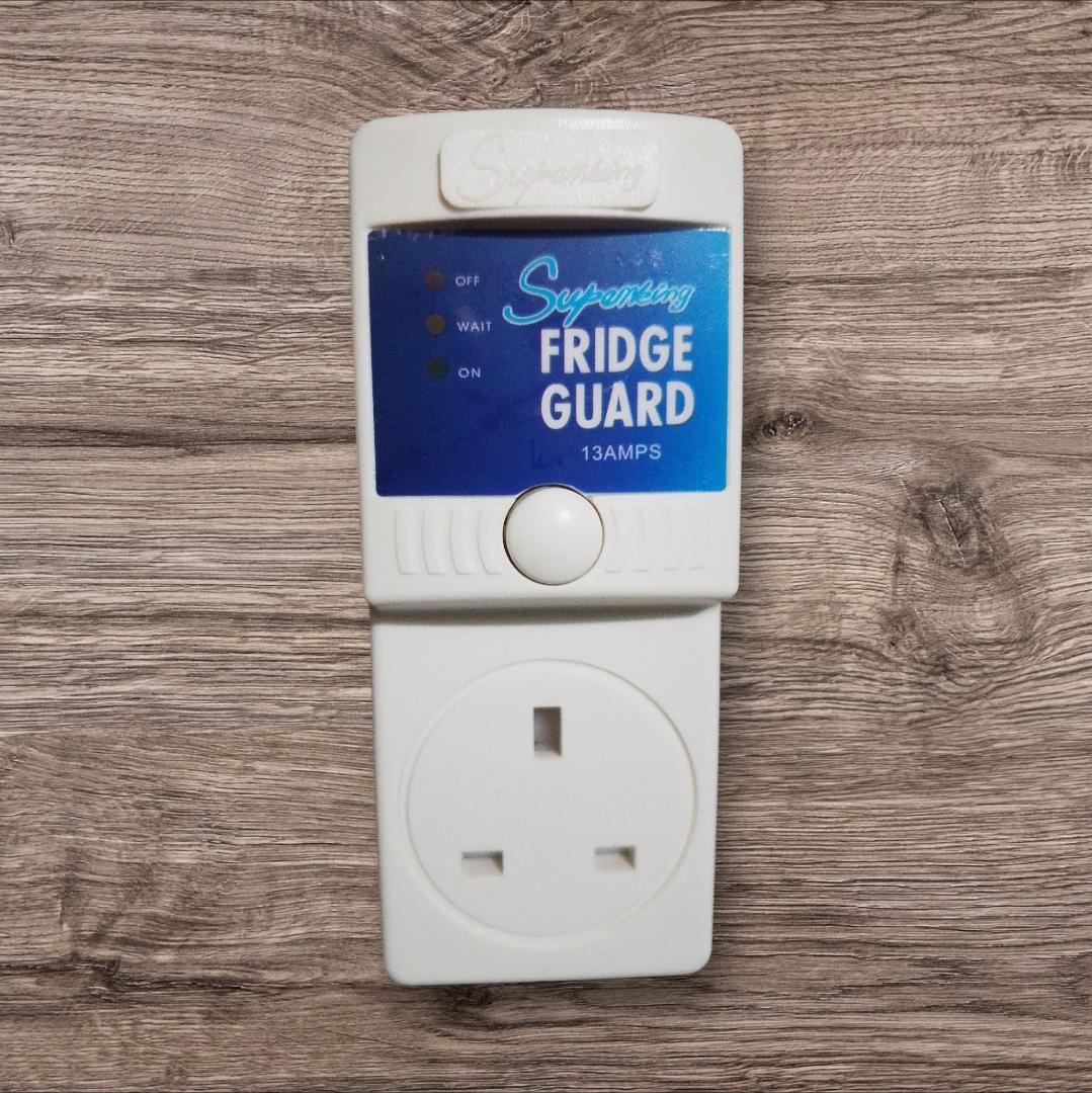 NEW ARRIVAL Fridge Guard 13A protector Superking Fridge Guard Low Voltage Stabilizer Surge Protector Voltage Protector for Home Appliances Tv GuardTV/DVD Guard