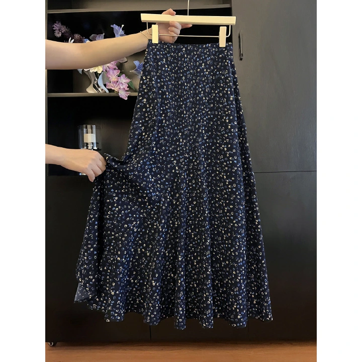 Irregular fish tail skirt with five line edging for women in summer, slim mid length skirt, fashionable and versatile commuting skirt for women
