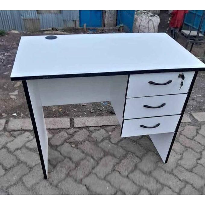 (BRAND NEW) Office Desk 1 Metre White, Durable Home Office Workstation with 3 Drawers and Key Lock, Comfortable Modern Study & Writing Table for Laptop Use, Strong Stable Space-Saving Design for Home