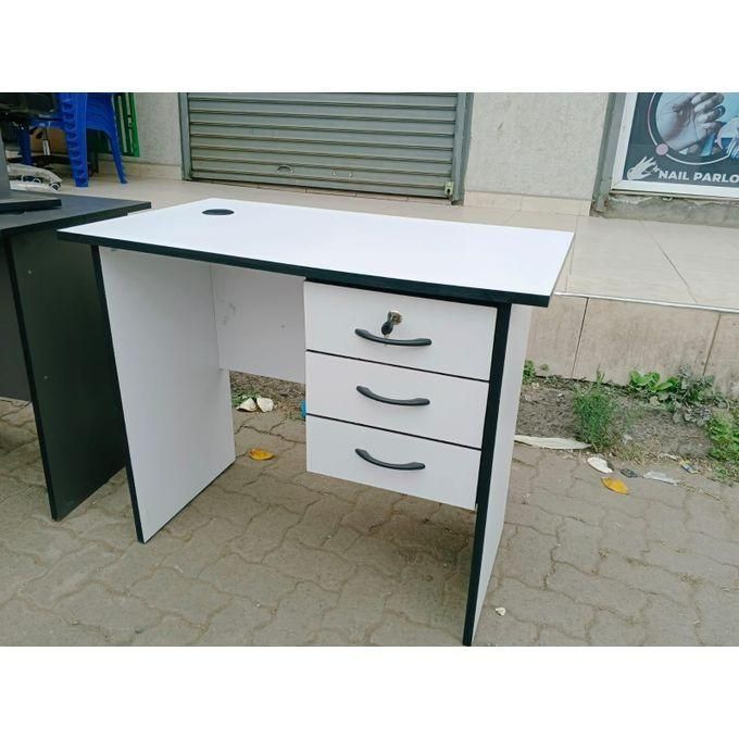 (BRAND NEW) Office Desk 1 Metre White, Durable Home Office Workstation with 3 Drawers and Key Lock, Comfortable Modern Study & Writing Table for Laptop Use, Strong Stable Space-Saving Design for Home