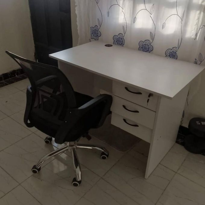 (BRAND NEW) Modern Office Desk 1 Meter Office Chair Set Office Study Desk with Ergonomic Office Chair Durable Comfortable Home & Office Brown/White/grey