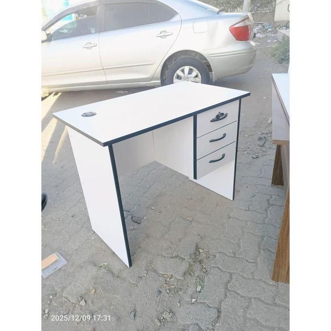 (BRAND NEW) Office Desk 1 Metre White, Durable Home Office Workstation with 3 Drawers and Key Lock, Comfortable Modern Study & Writing Table for Laptop Use, Strong Stable Space-Saving Design for Home