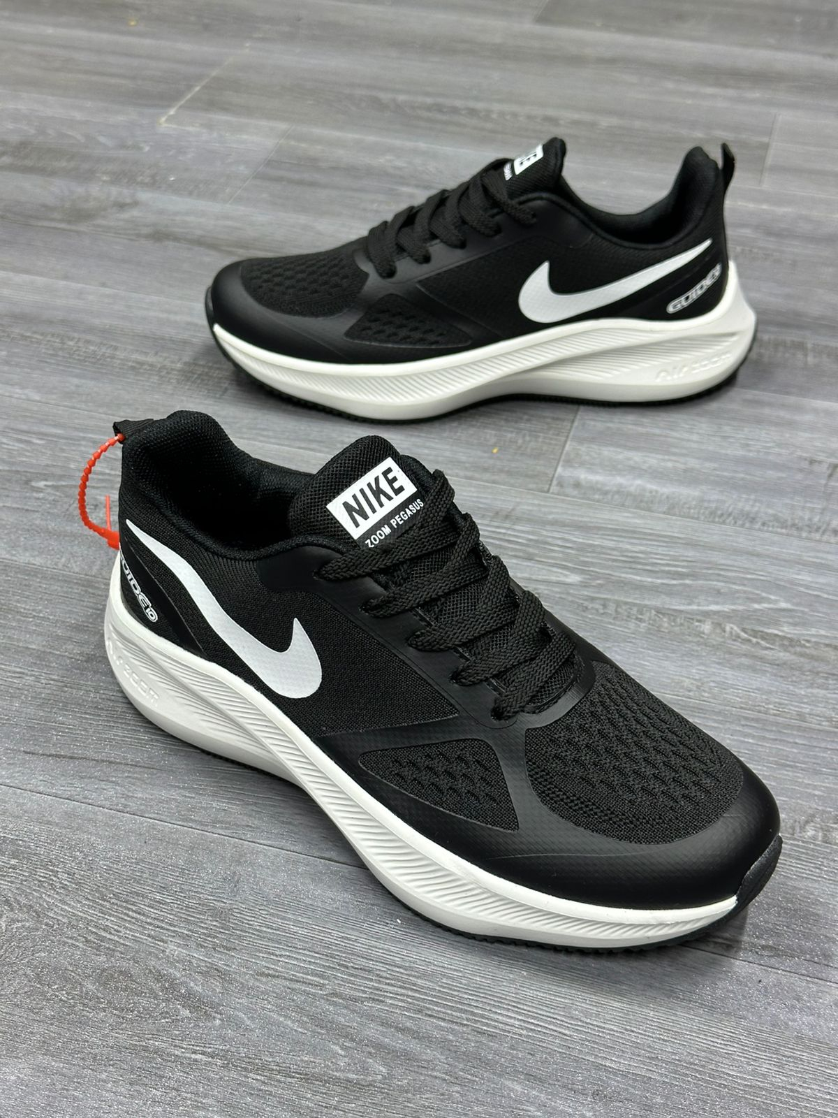 These Nike Zoom Pegasus running shoes are designed to deliver outstanding comfort, performance, and modern athletic style.