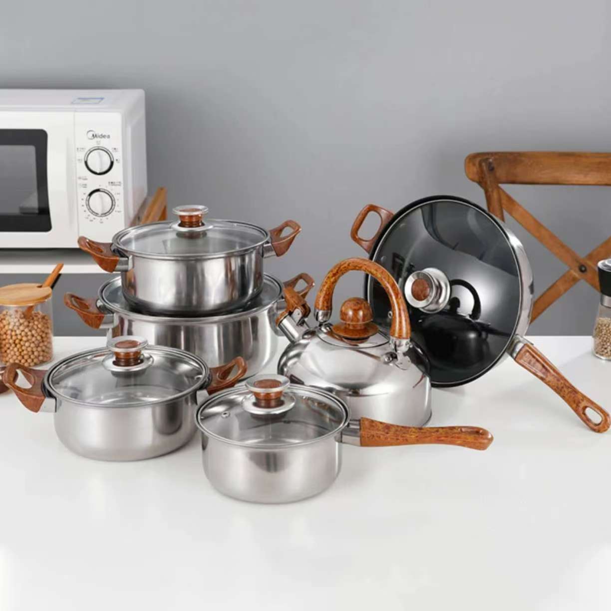 12-Piece Non-Stick Cooking Pots Set with Wooden Handles — a stylish and practical cookware collection designed for smooth, hassle-free cooking. Each pot features a high-q