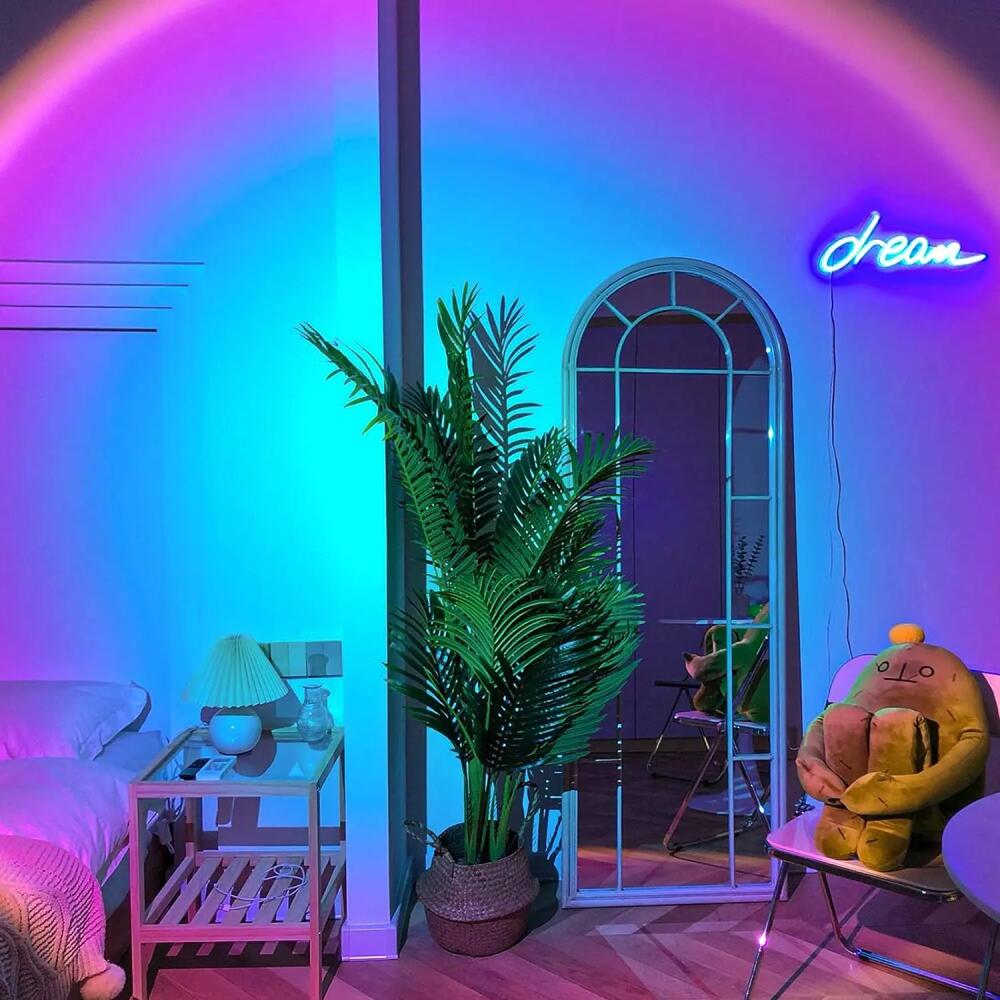 USB Decorative Colorful Rainbow Projection Lamp Sunset Atmosphere Lamp Multi-angle Rotatable Suitable for Home Living Room and Bedroom Night Light Projector Photography Wall Atmosphere Light