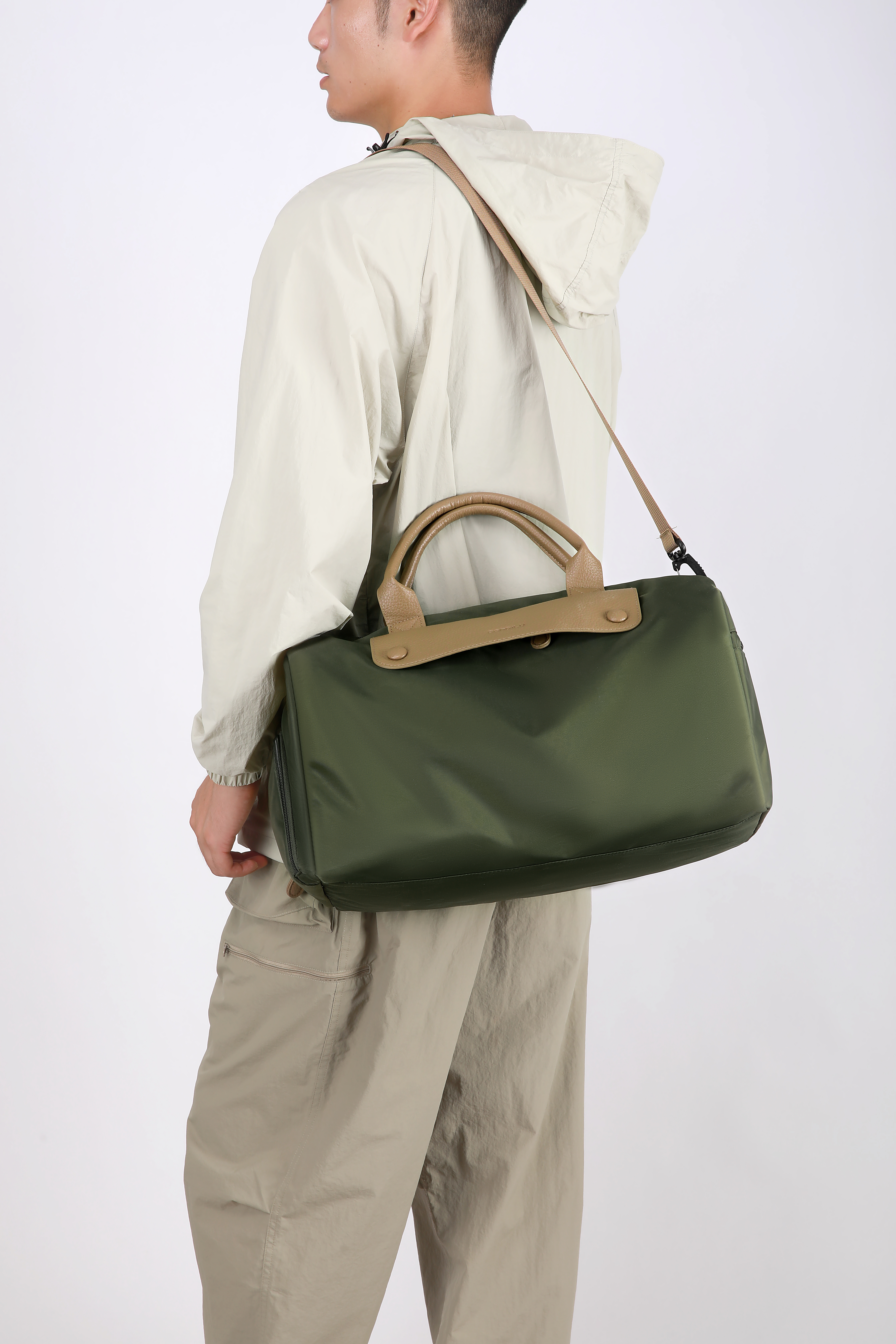 Large Waterproof Gym Duffle Bag, Multi Use Travel Hand Crossbody Bag for Short Trips, Men Women