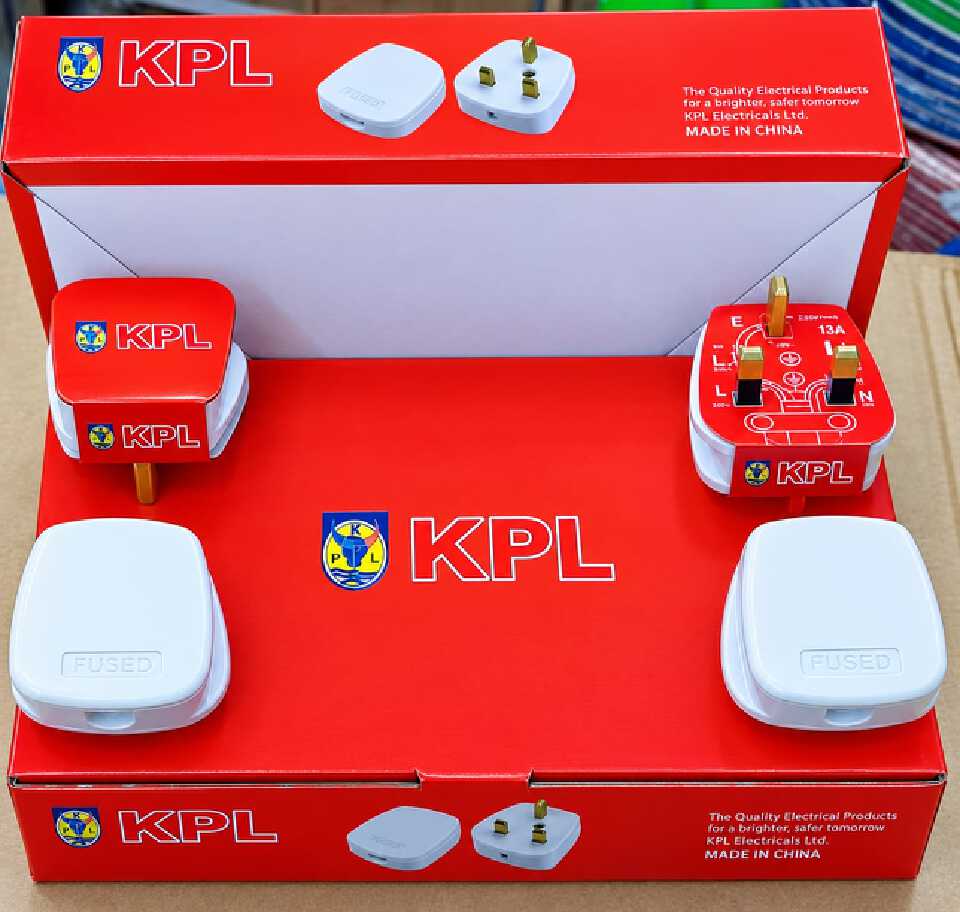 KPL 13A Fused Three-Pin Electrical Top Plug – White and Red