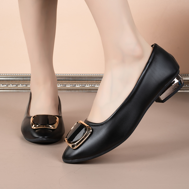 Women shoes  Pointed Toe Flat‑Low Heel Pumps Metal Square Buckle Soft Leather Office Daily Girl Casual Shoes Local fast delivery