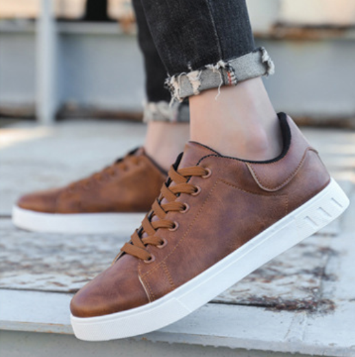 Men's fashion grey sneakers mesh surface outdoor sports shoes Students comfortable shoes Boys walking shoes hiking shoes running shoes Casual shoes Local fast delivery
