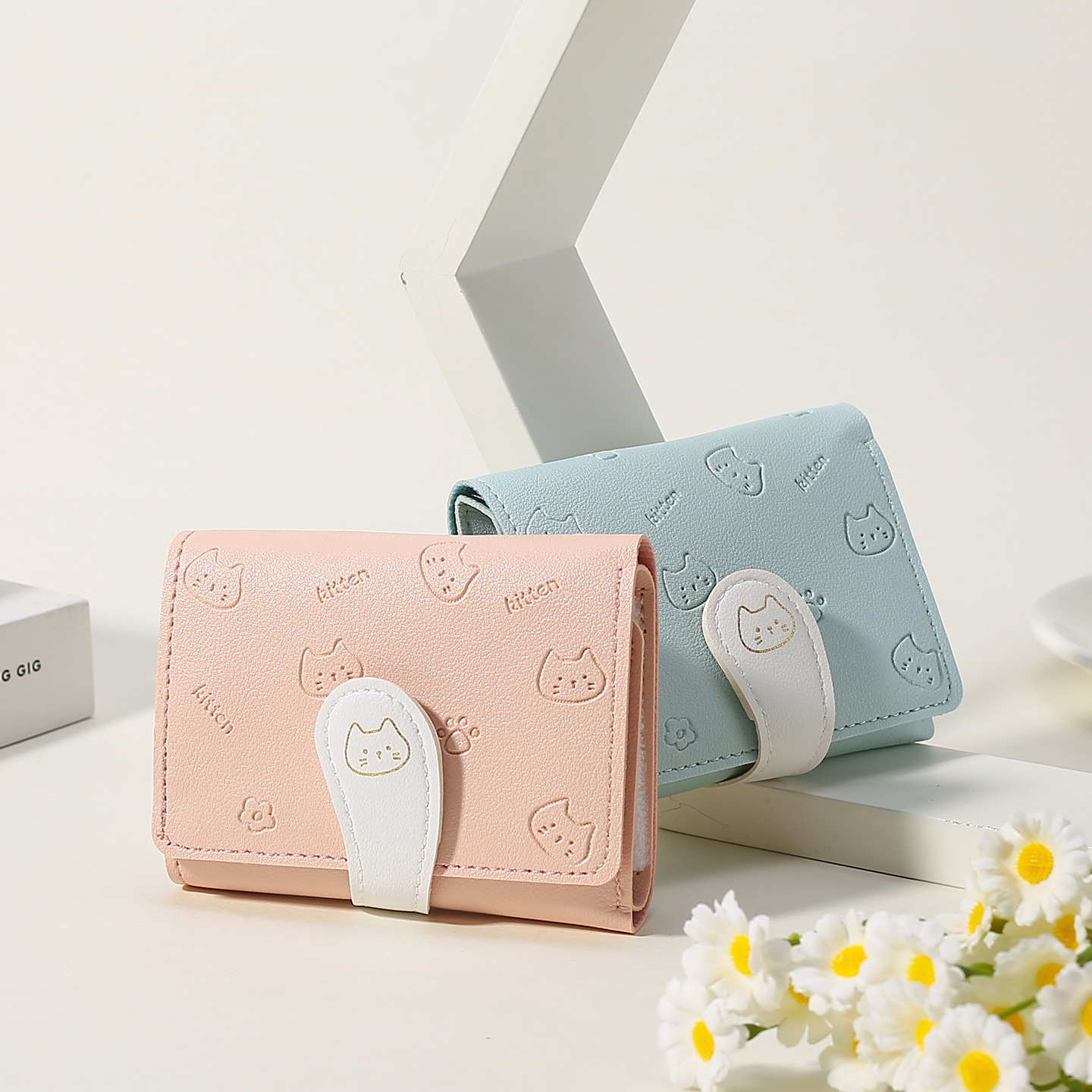 Cute Cat Tail Trifold Wallet for Women Wallet Card Holder Wallet Coin Purse Wallet Small PU Leather Ladies Bags Wallet Girl Short Wallet Snap Closure