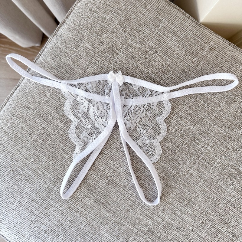 Hot Sale New Arrival Women's Exquisite Lace Butterfly Pattern Seamless Thong Close Fitting Ladies Panties Daily Intimates Underwear