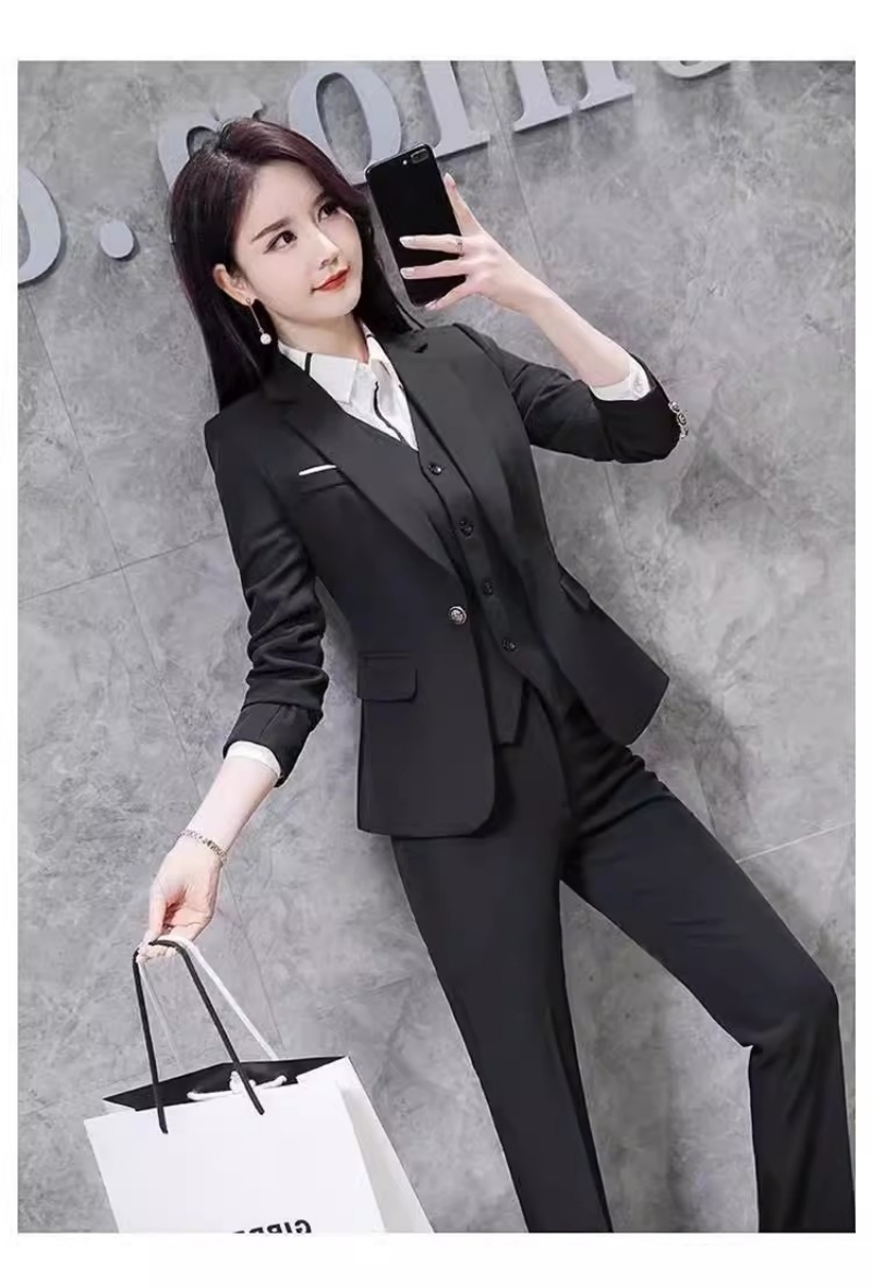 Hot Selling High-end Women's Professional Blazer Skirt Suit in Africa New Arrival for Spring Autumn & Winter, Fashion Elegant Formal Business Outfit for Office Ladies