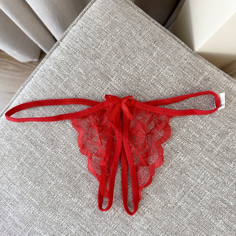 Hot Sale New Arrival Women's Exquisite Lace Butterfly Pattern Seamless Thong Close Fitting Ladies Panties Daily Intimates Underwear
