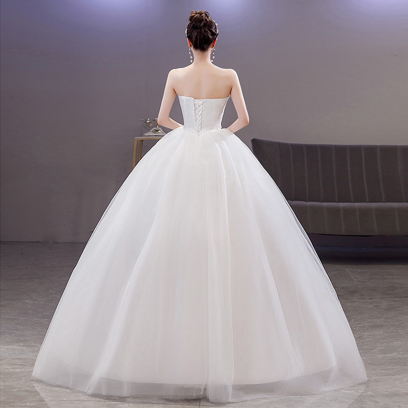 French Style White Satin Strapless Light Wedding Dress New Minimalist Elegant Bridal Gown Fitted Waist Slimming Design with Moderate Length Forest Style for Wedding & Travel Photoshoot