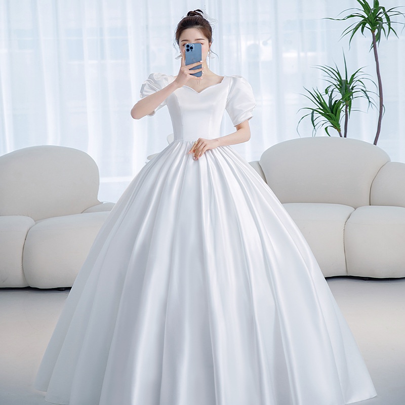 2026 New Luxury French Style Satin Wedding Dress Floor-length Minimalist Figure-Flattering High Quality Bridal Gown