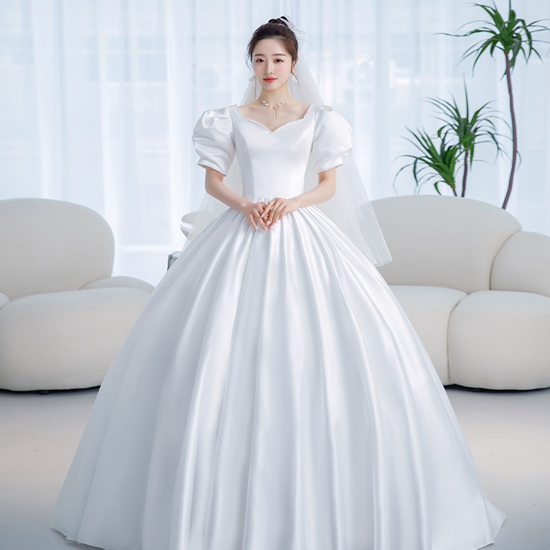 2026 New Luxury French Style Satin Wedding Dress Floor-length Minimalist Figure-Flattering High Quality Bridal Gown