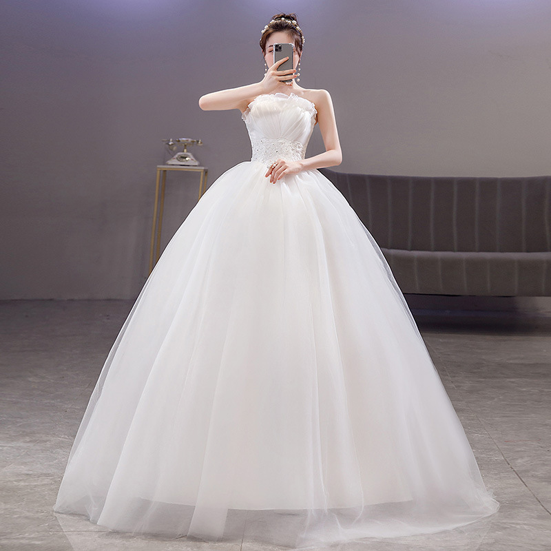 French Style White Satin Strapless Light Wedding Dress New Minimalist Elegant Bridal Gown Fitted Waist Slimming Design with Moderate Length Forest Style for Wedding & Travel Photoshoot