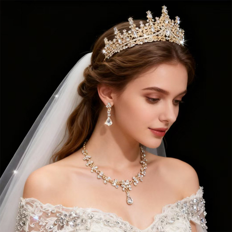 Popular in Africa High Quality 3-Piece Bridal Tiara Set Wedding Crown Necklace Earrings Stage Hair Accessories for Wedding Birthday Party Bridal Dress Ornaments Best Seller