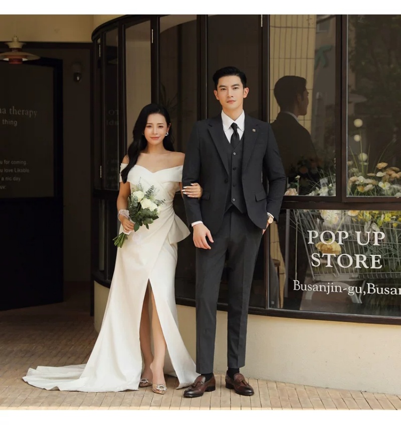 Hot Selling High Quality Men 4Pcs Suit Set Luxury Groom Wedding Dress Formal Business & Banquet Outfit