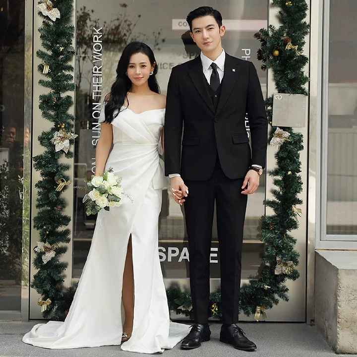 Hot Selling High Quality Men 4Pcs Suit Set Luxury Groom Wedding Dress Formal Business & Banquet Outfit