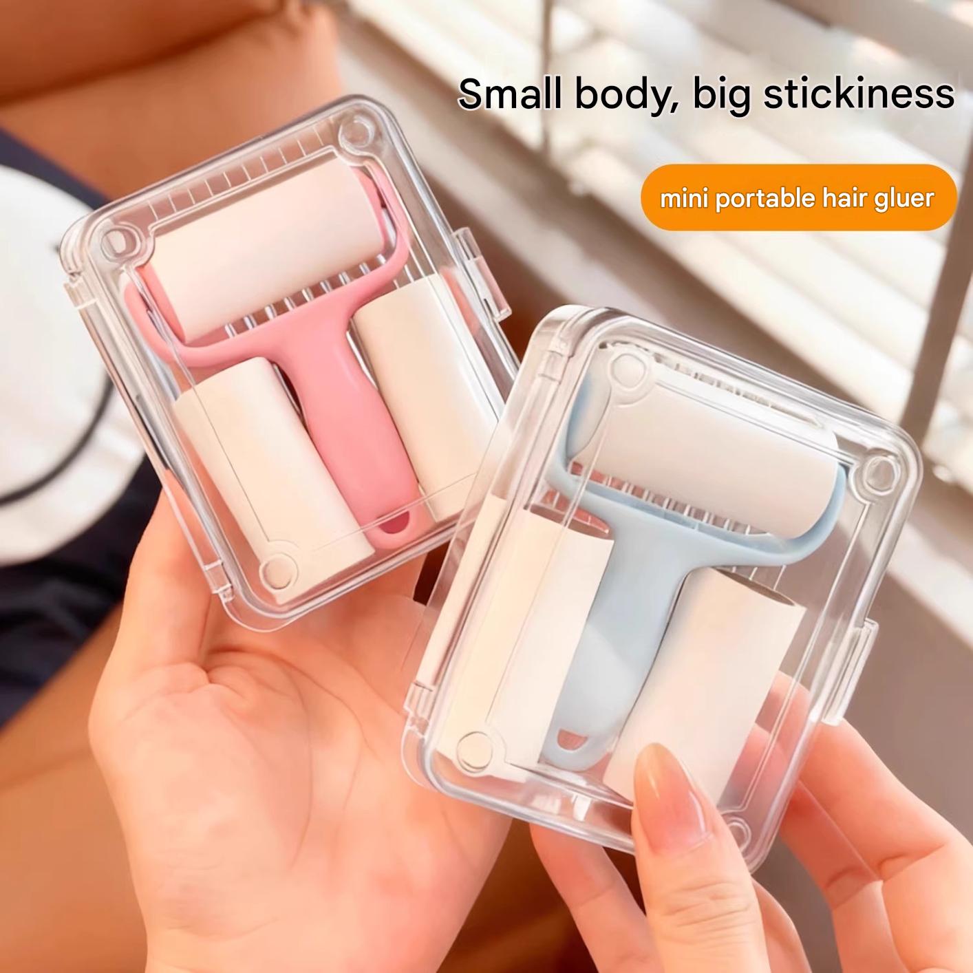 Mini lint roller with tear-off replacement paper, small portable roller brush, high viscosity lint remover for cat hair.