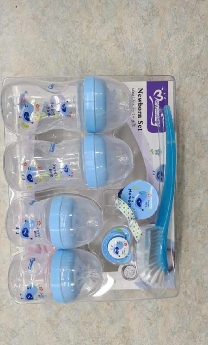 8PCS Newborn Baby Feeding Bottle Gift Set - BPA Free Baby Bottles, Pacifier, Bottle Brush & Feeding Accessories (Blue)