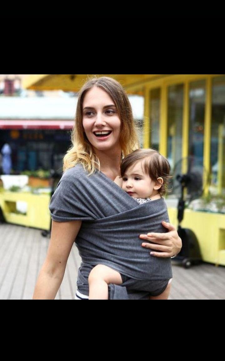 Soft Baby Wrap Carrier Sling – Newborn to Toddler Adjustable Kangaroo Carrier for Hands-Free Breastfeeding & Comfortable Baby Wearing – Grey