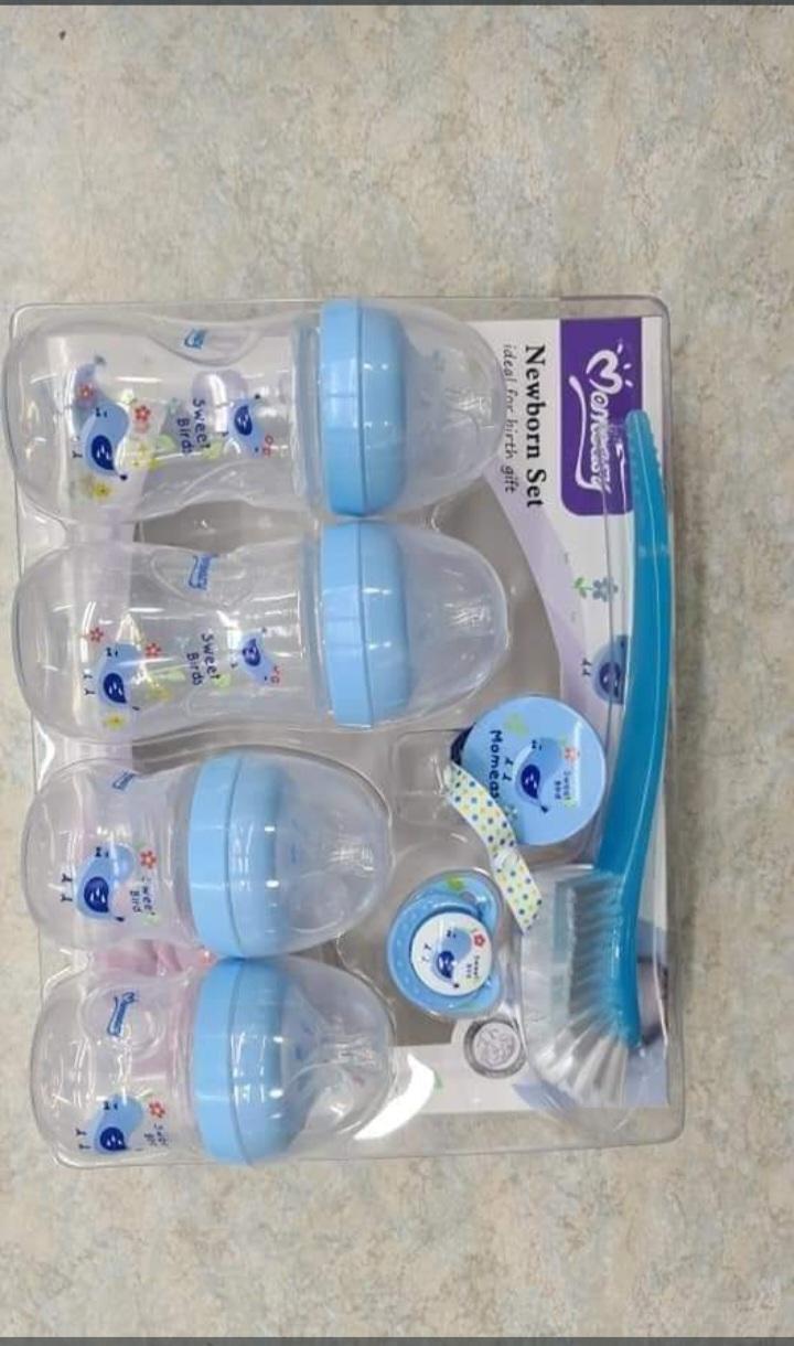 8PCS Newborn Baby Feeding Bottle Gift Set - BPA Free Baby Bottles, Pacifier, Bottle Brush & Feeding Accessories (Blue)