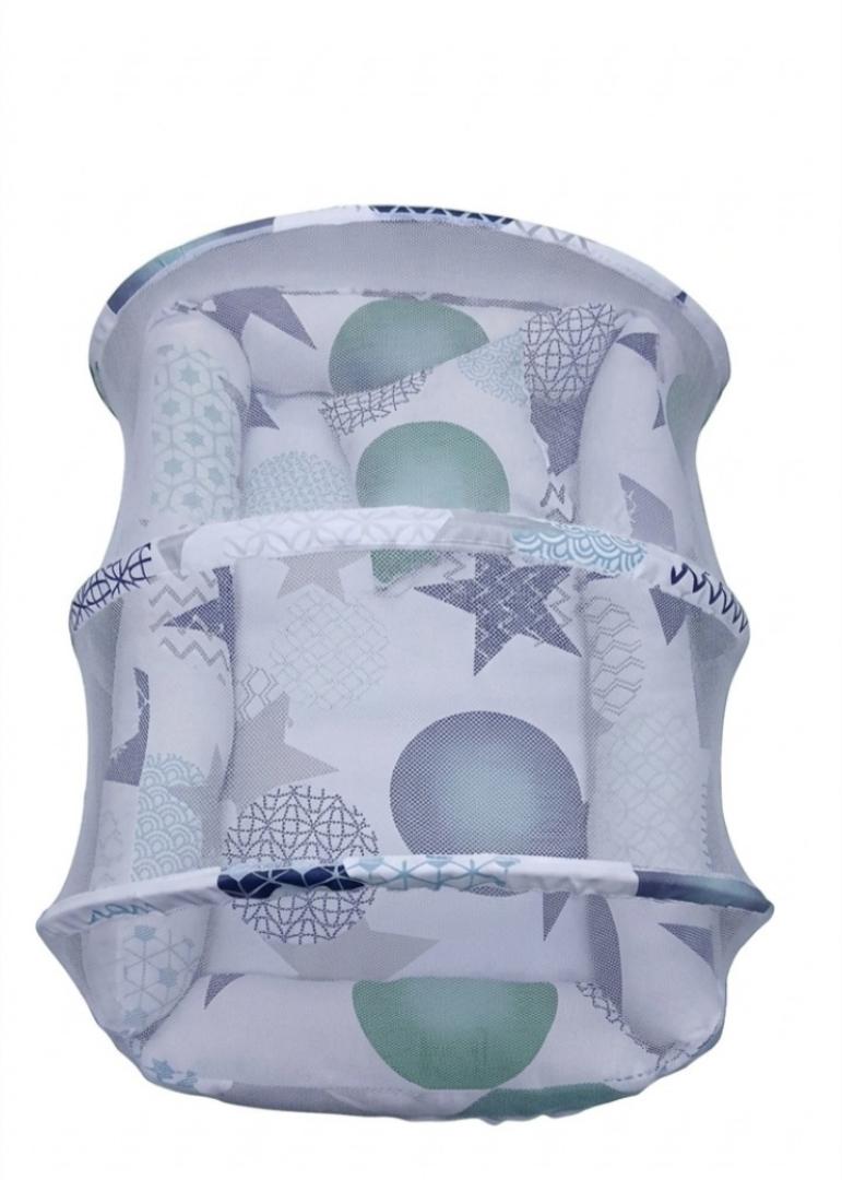 Portable Baby Nest Bed with Mosquito Net & Pillow Set – Breathable Co-Sleeping Newborn Lounger Crib (Stars & Pattern Print)