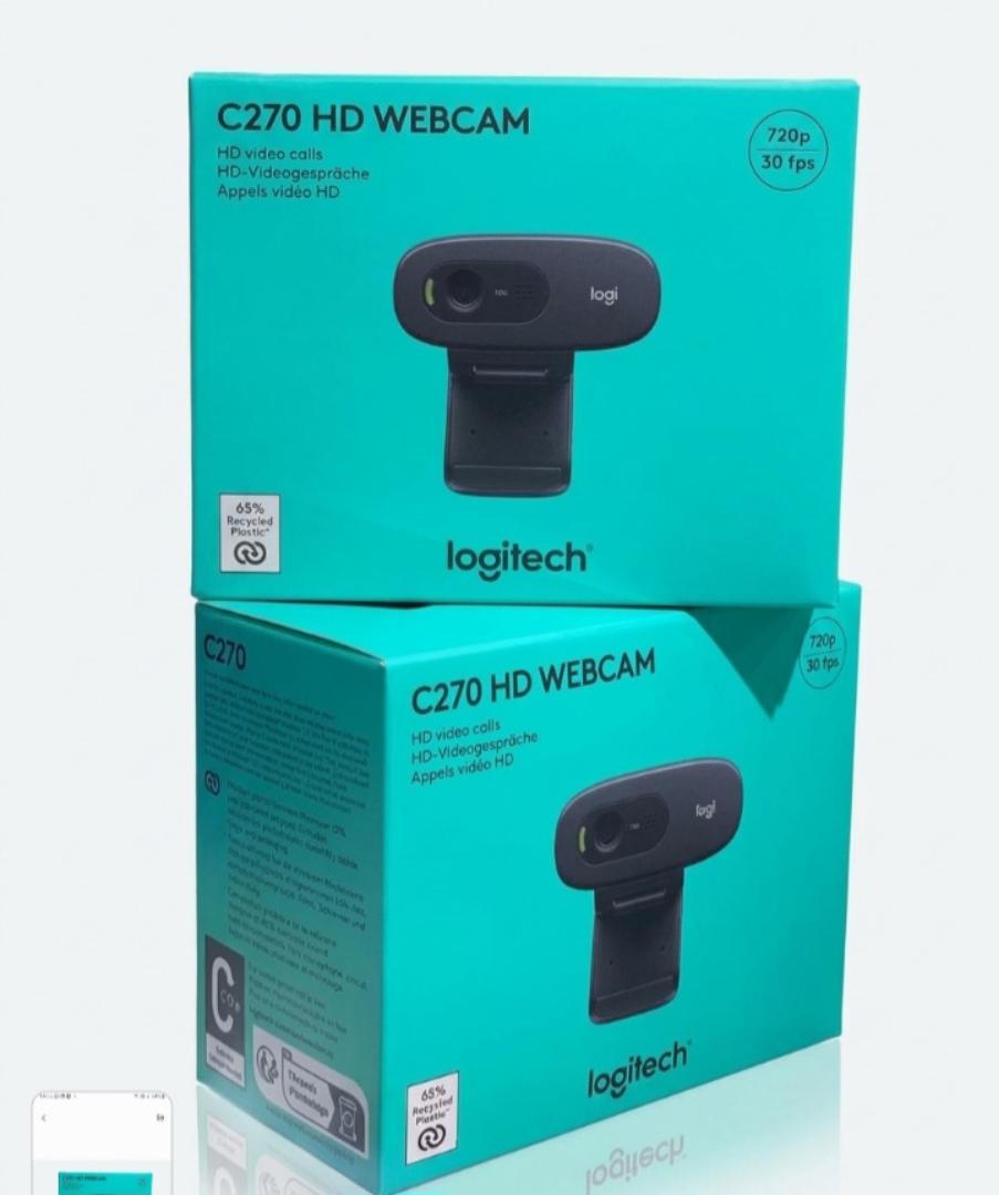 Logitech C270 HD Webcam 720p 30fps Widescreen Video Calling & Recording Camera with Noise-Reducing Mic