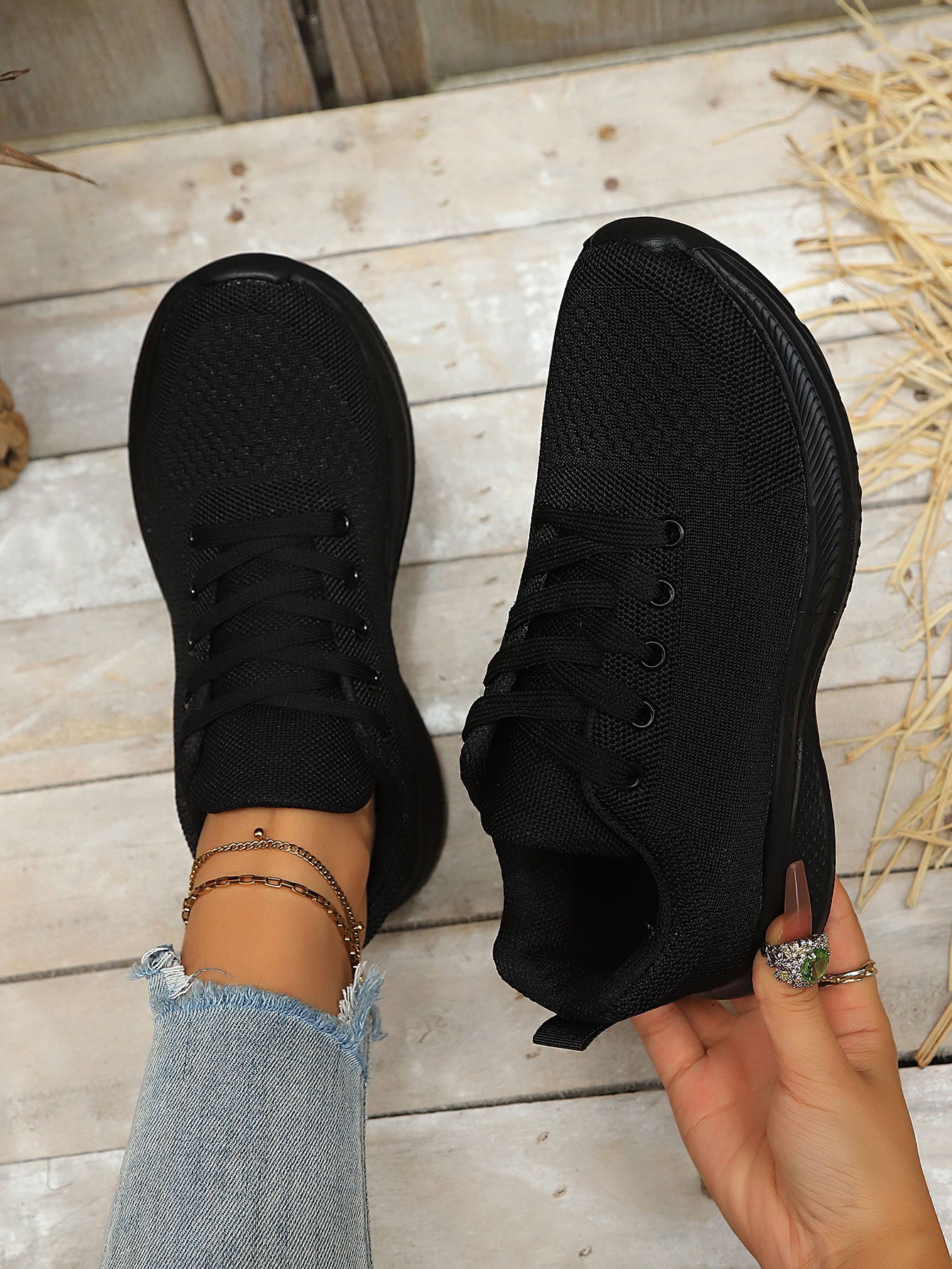 2026 new women's shoes spring and summer student shoes，Plain Fly Knit Breathable Sneakers Solid Color， breathable mesh lightweight soft sole casual travel shoes running sports shoes