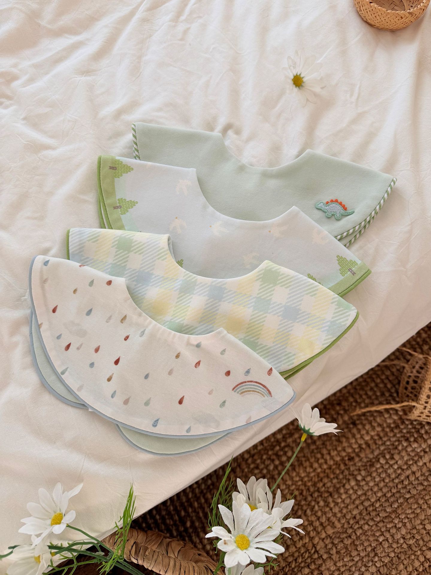 Mix 6-Pack Baby Cotton Bids AIWOOYOO 2026 Cartoon Print Embroidery Color-Contrast Trim Bib for Babies and Toddlers, Moisture-Wicking and Quick-Drying C82
