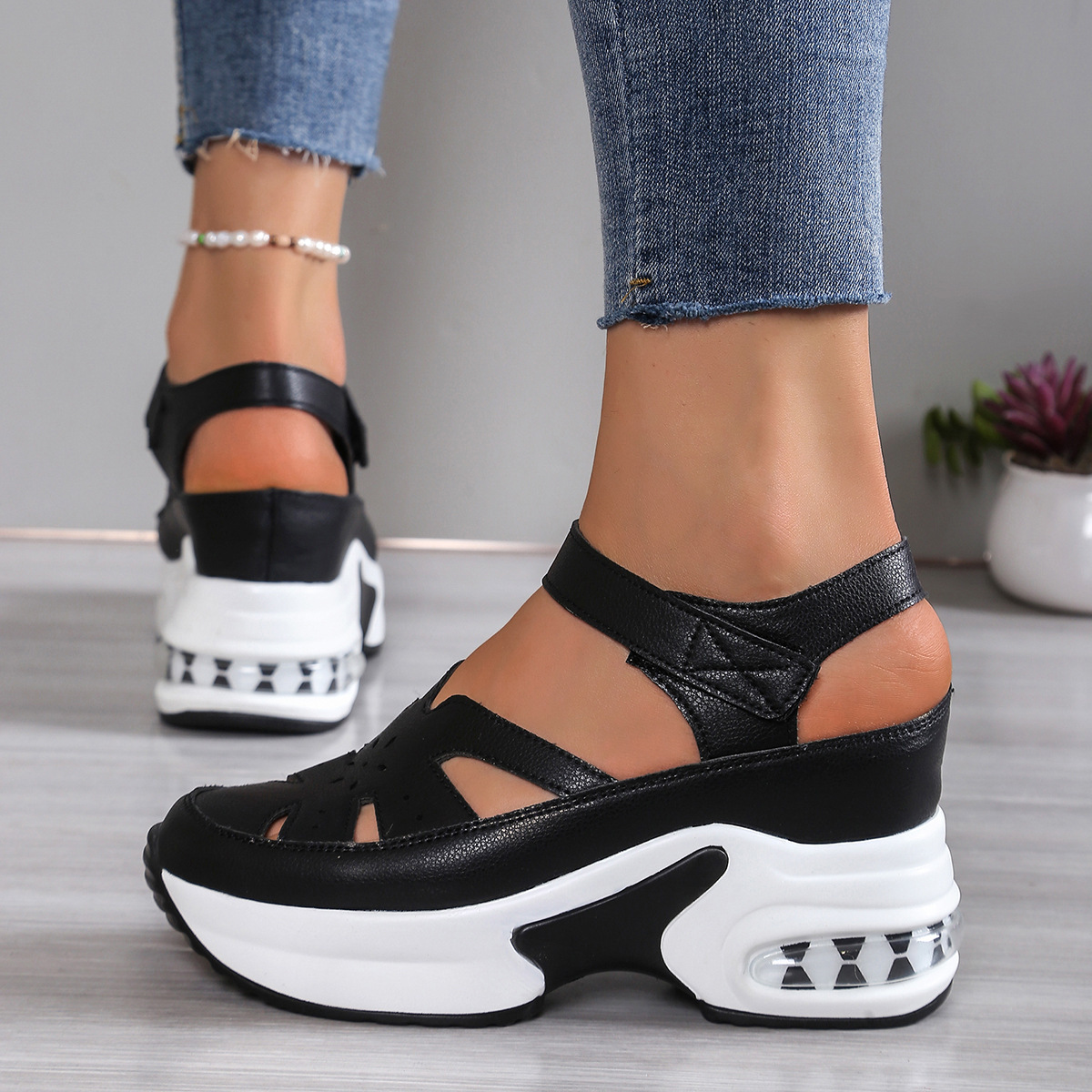 Summer new women's shoes with round heads and hollow wedges hook and loop thick-soled Baotou sponge cake sandals are suitable for daily leisure commuting parties.