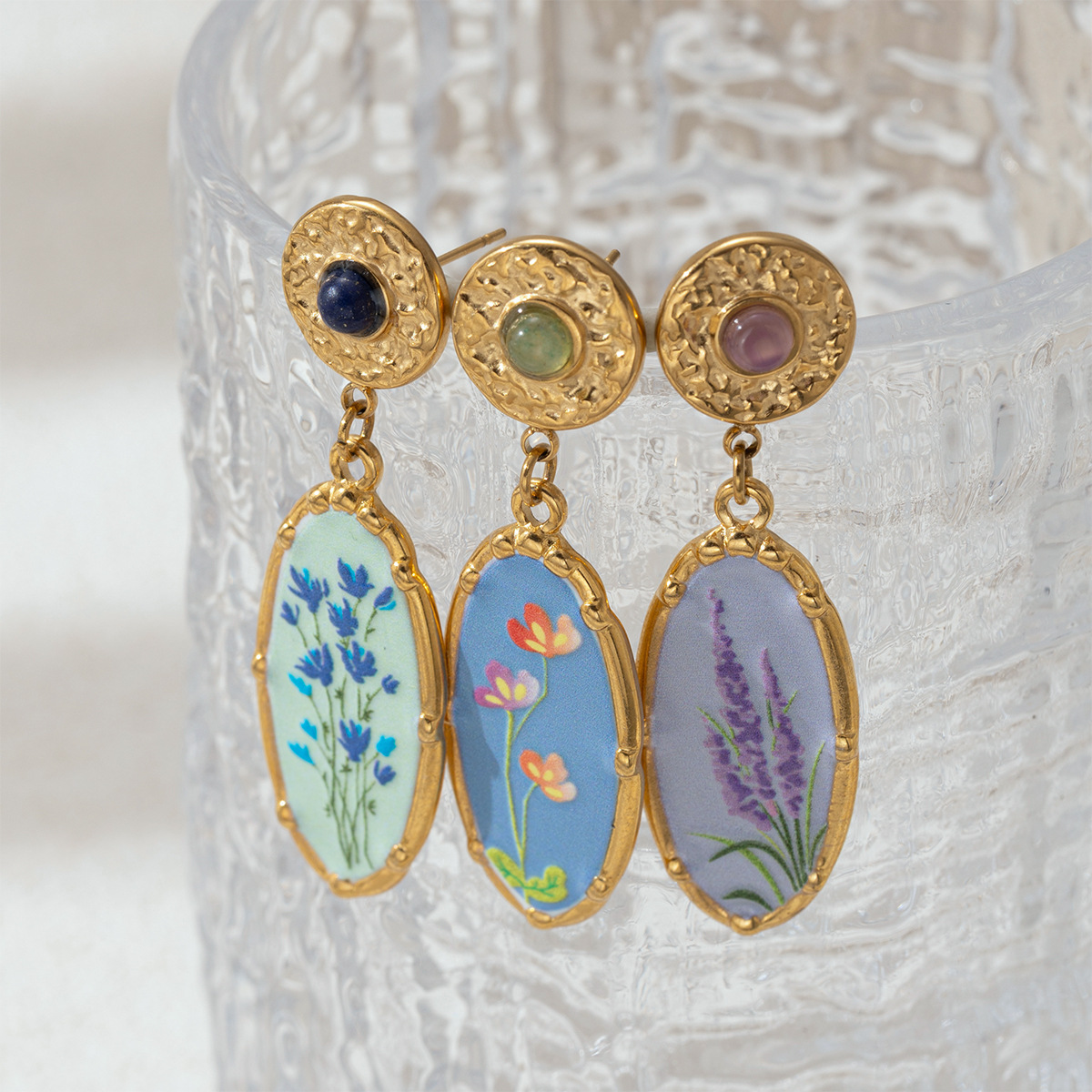 Tina European and American stainless steel ear studs for women, non-fading, fashionable oil painting natural style titanium steel earrings, light luxury high-end feel. 2509ZK52003GZ As Picture