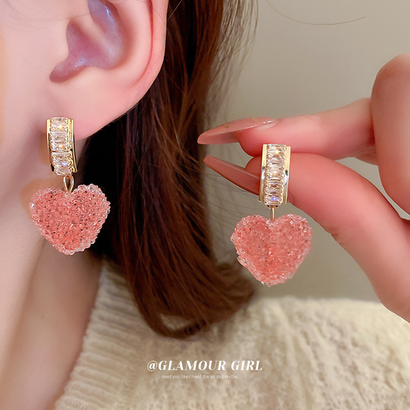 2 * PCS Cross border Popular Earrings Sweet Love Candy Earrings Light Luxury Niche Premium Earrings Sugar Peach Heart Earrings Female random As Picture