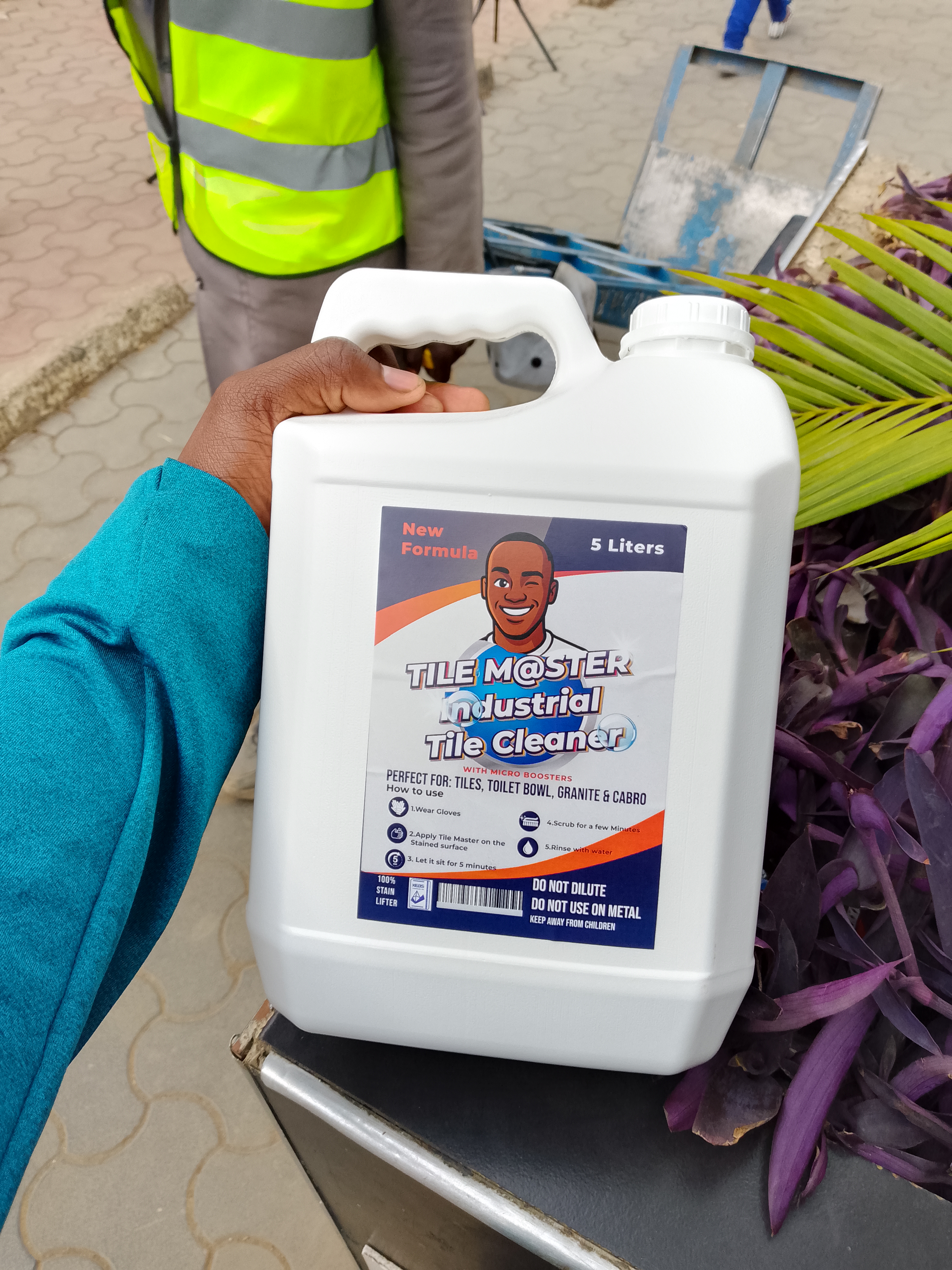 Tile master industrial tile cleaner 5 LITRES//TILE CLEANER