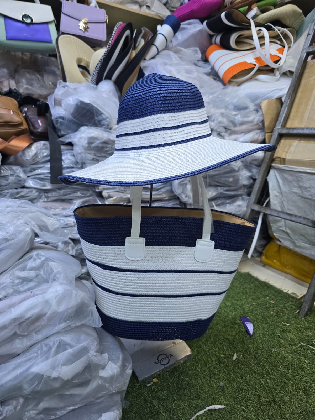 Women's Summer Straw Beach Tote Bag with Matching Wide Brim Sun Hat – Elegant Green & White Woven Handbag Set, Large Capacity Vacation Tote for Beach, Travel, Shopping & Holiday Fashion