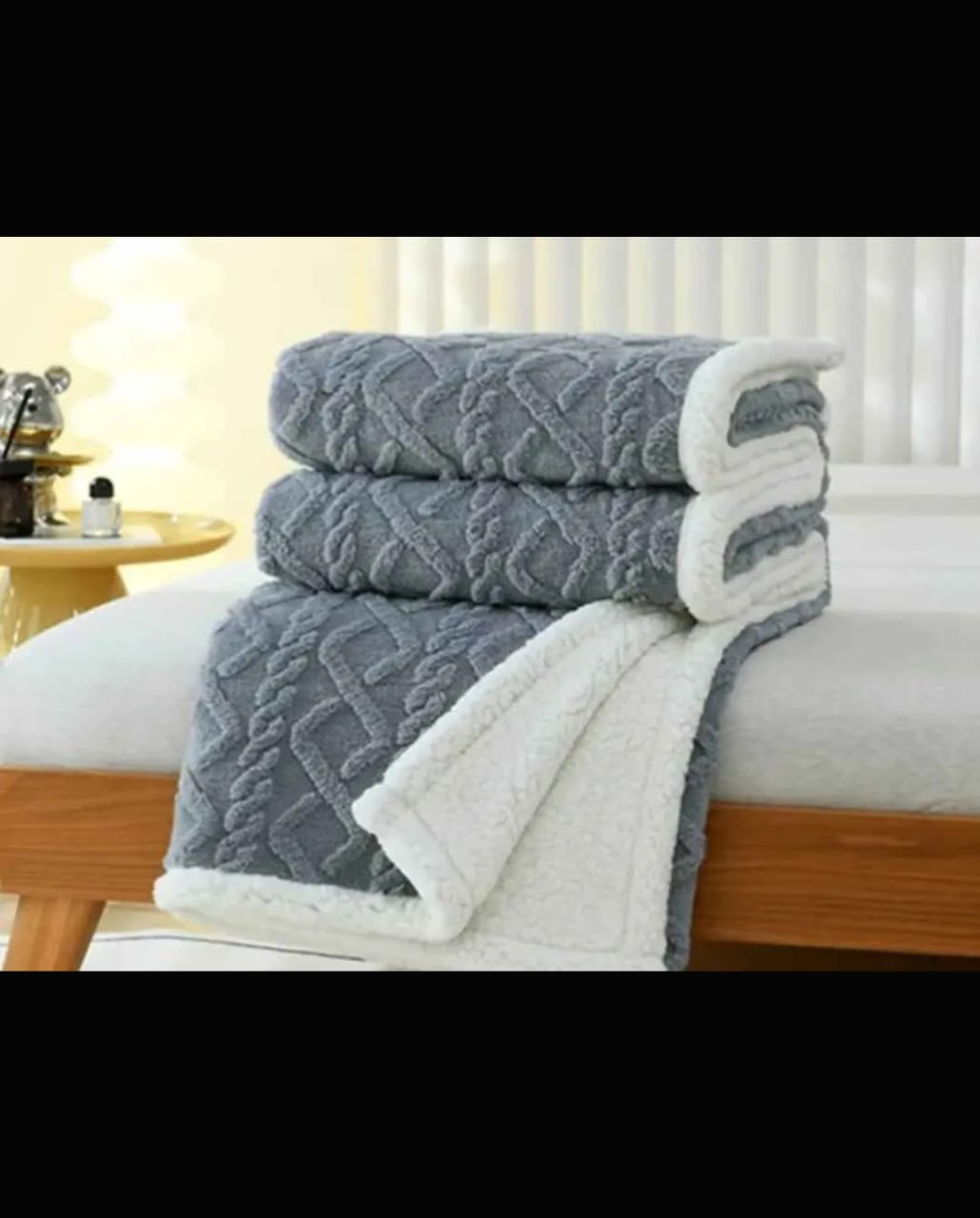 Sharper fleece woolen blanket Size; 6x7