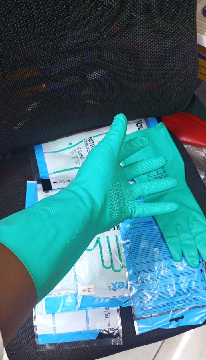 vaultex Nitrile gloves chemical resistant