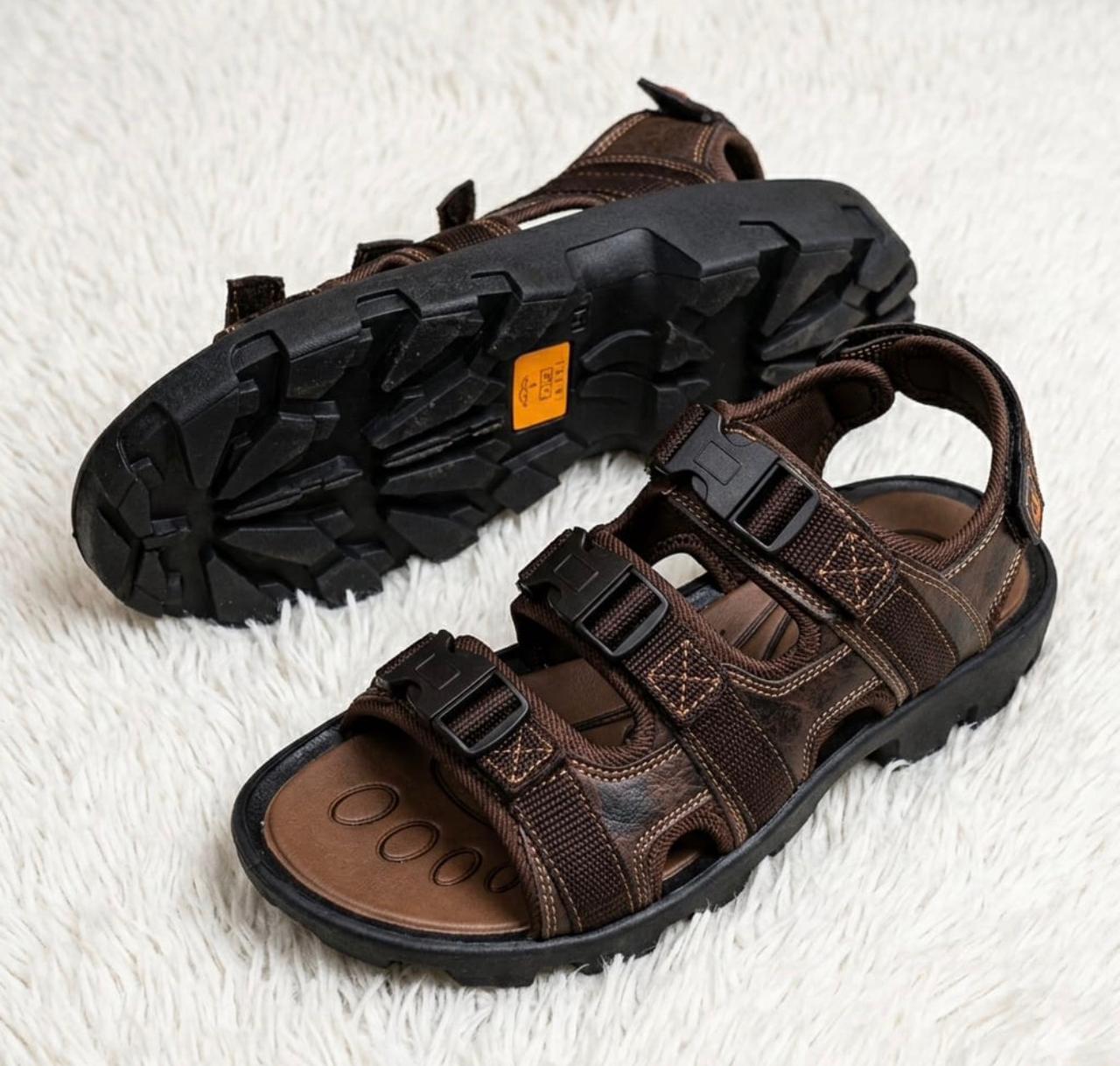 BROWN MEN SANDALS QUALITY 3 STRAP LEATHER MEN OPEN SHOES & SLIDES VERY COMFORTABLE AND DURABLE SANDLES