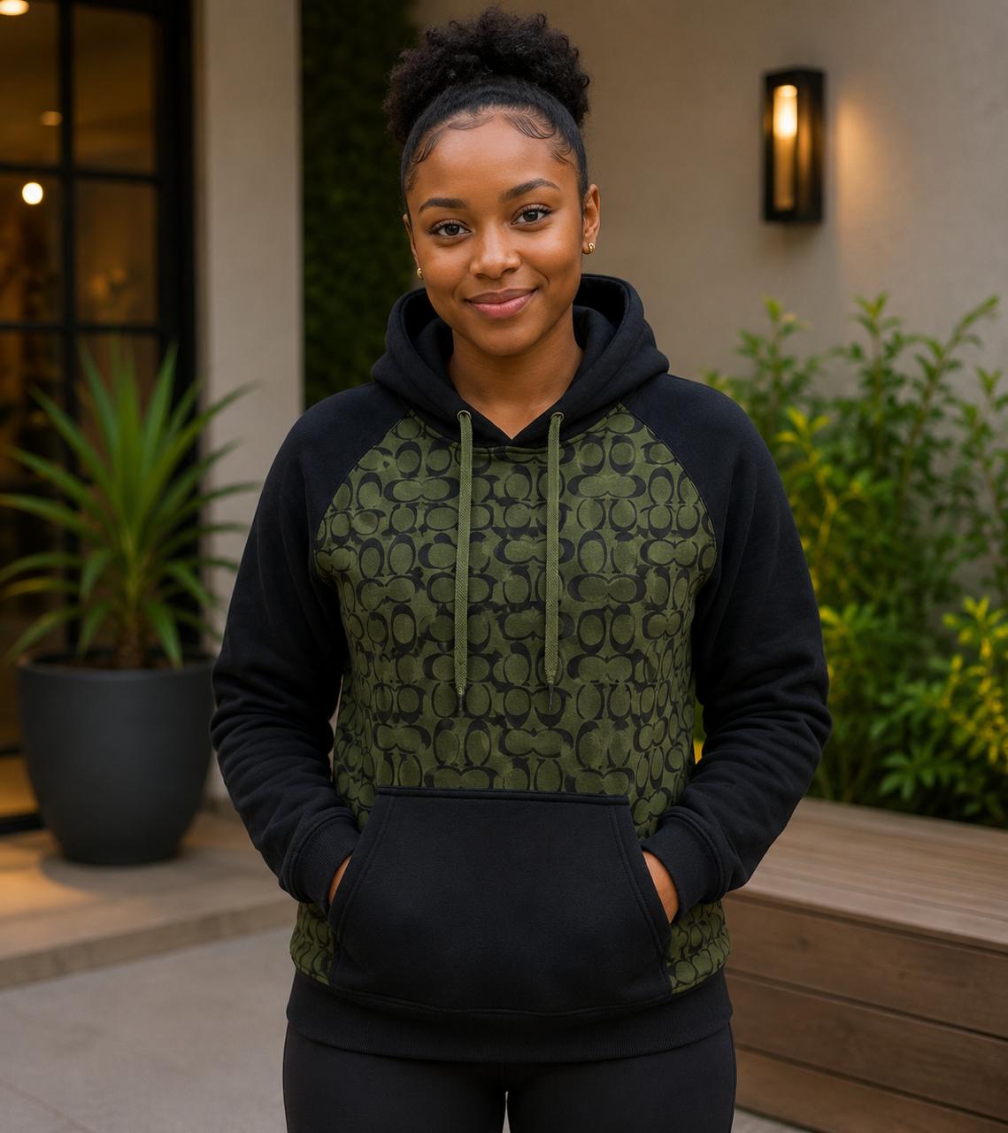 Women’s Warm Hoodie Premium Quality Fleece Sweatshirt Comfortable Long Sleeve Hooded Pullover Casual Winter Top Soft Durable Fashion Hoodie for Travel Outdoor Wear Sizes XL 2XL 3XL 4XL
