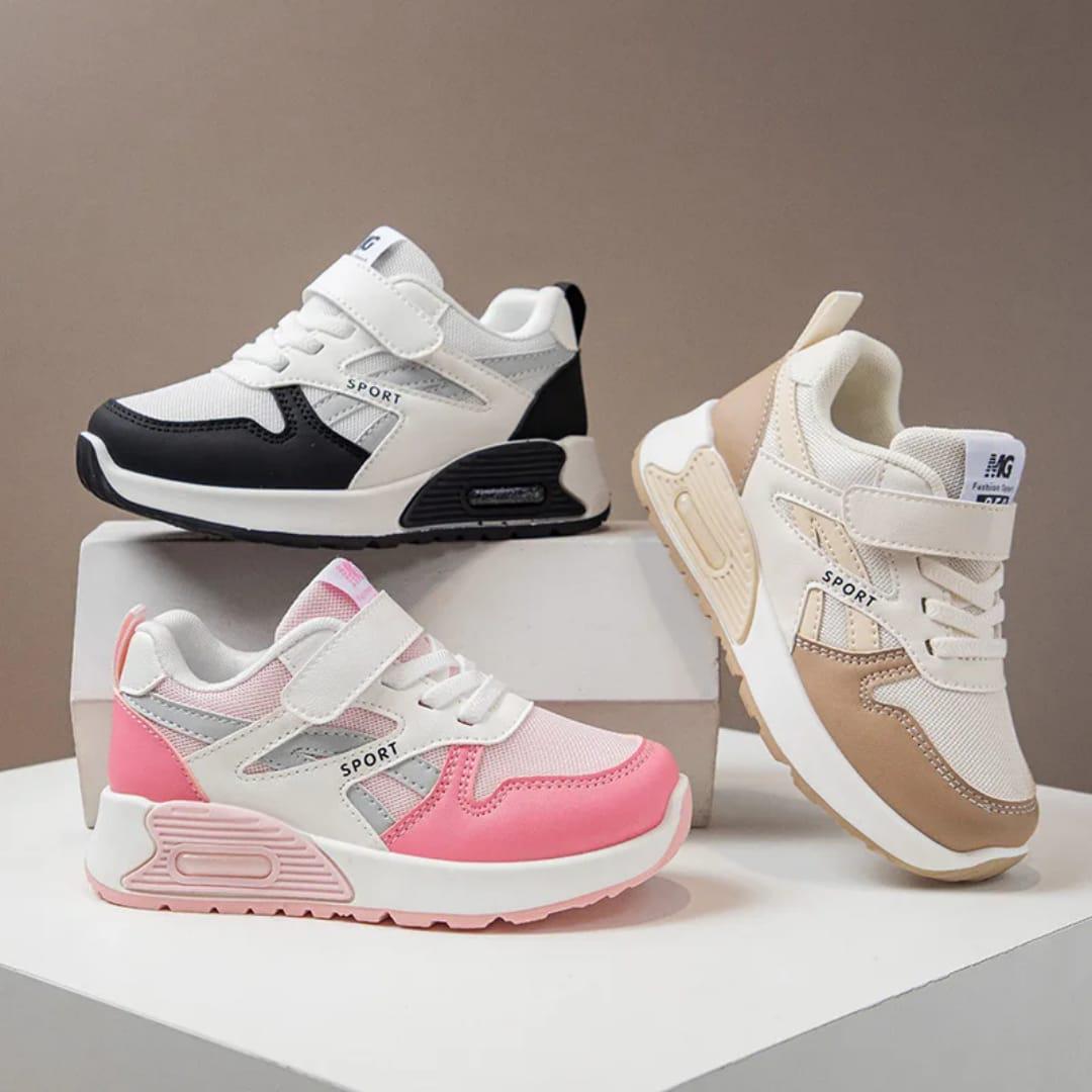 kids unisex sneakers ,sports,very classic can be worn by both girls and boys