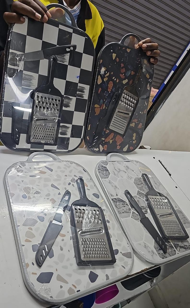 Cutting board set 37X24 cm with knife and grater, Use a cutting board to cut vegetables, meat or bread while keeping your countertop clean
