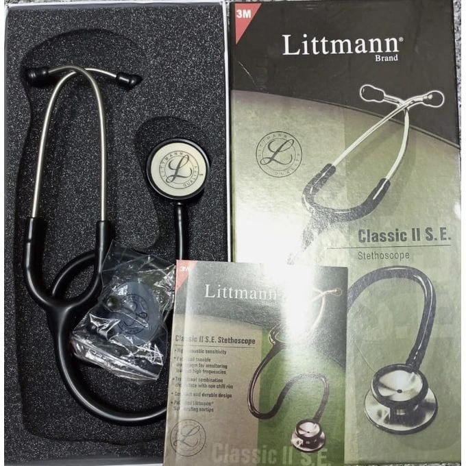 Littmann Classic II Stethoscope | Dual-Sided Chestpiece | Tunable Diaphragm | Durable Tubing | Comfortable Ear Tips | Reliable Acoustic Performance