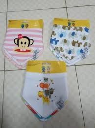 3 pcs bandana bibs Keep your little one clean and stylish during feeding time with these 3-Pack Cartoon Animal Baby Bibs. Designed with fun animal prints (shark, seal, deer, etc.), these bibs are soft