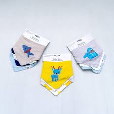 3 pcs bandana bibs Keep your little one clean and stylish during feeding time with these 3-Pack Cartoon Animal Baby Bibs. Designed with fun animal prints (shark, seal, deer, etc.), these bibs are soft