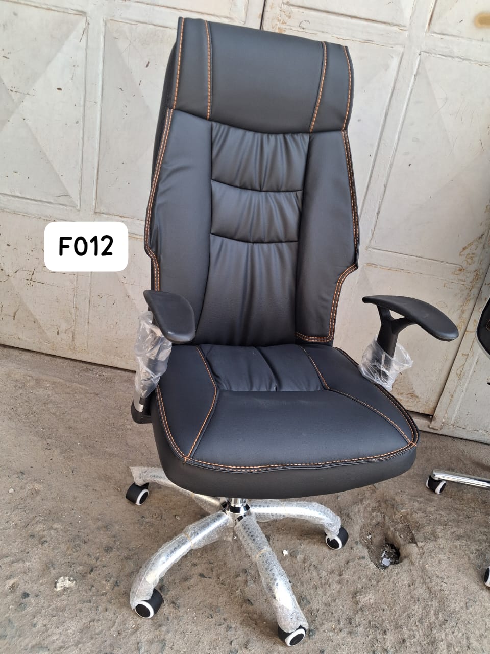 Premium Ergonomic Executive Office High-Back Padded Luxury Desk Chair with Contrast Stitching, 360° Swivel Chrome Base & Adjustable Height Workstation (Black)