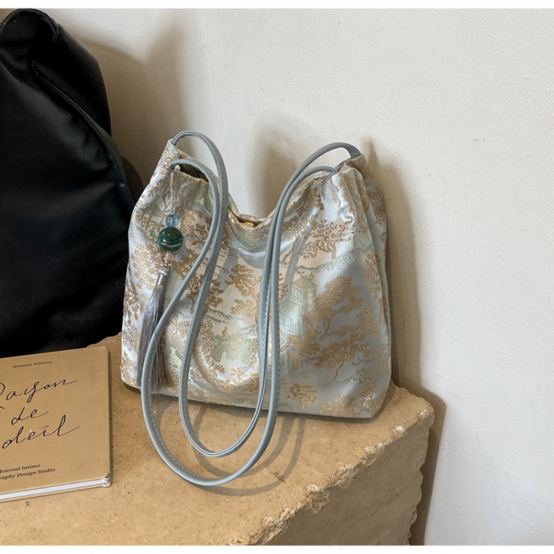 2026 New Summer Large Capacity Tote Bag  Hot Sale Chinese Style Embroidered Handbag, Elegant Underarm & Crossbody Bag for Women Work Commute