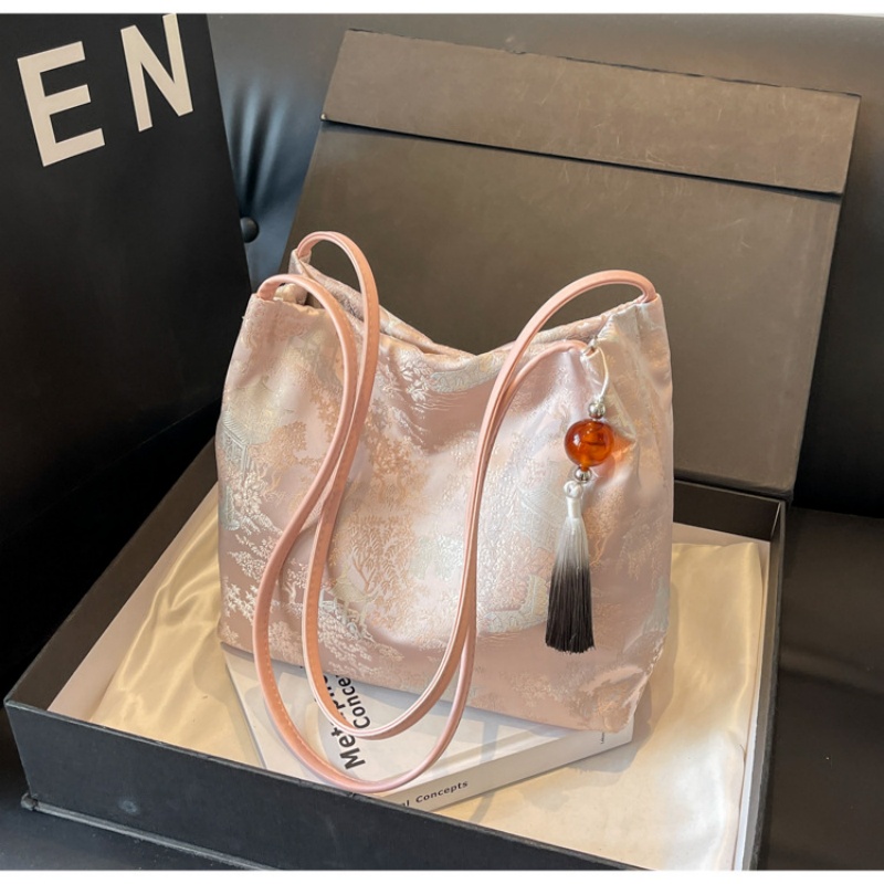 2026 New Summer Large Capacity Tote Bag  Hot Sale Chinese Style Embroidered Handbag, Elegant Underarm & Crossbody Bag for Women Work Commute