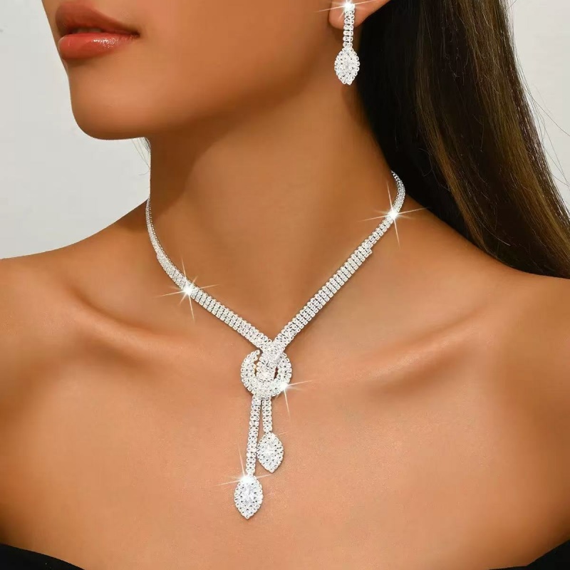 High-endHot Sale Rhinestone Evening Bag & Bridal Jewelry Set - Luxury Diamond Clutch Purse with Tassel Leaf Pendant, Fashion Party Accessories for Women